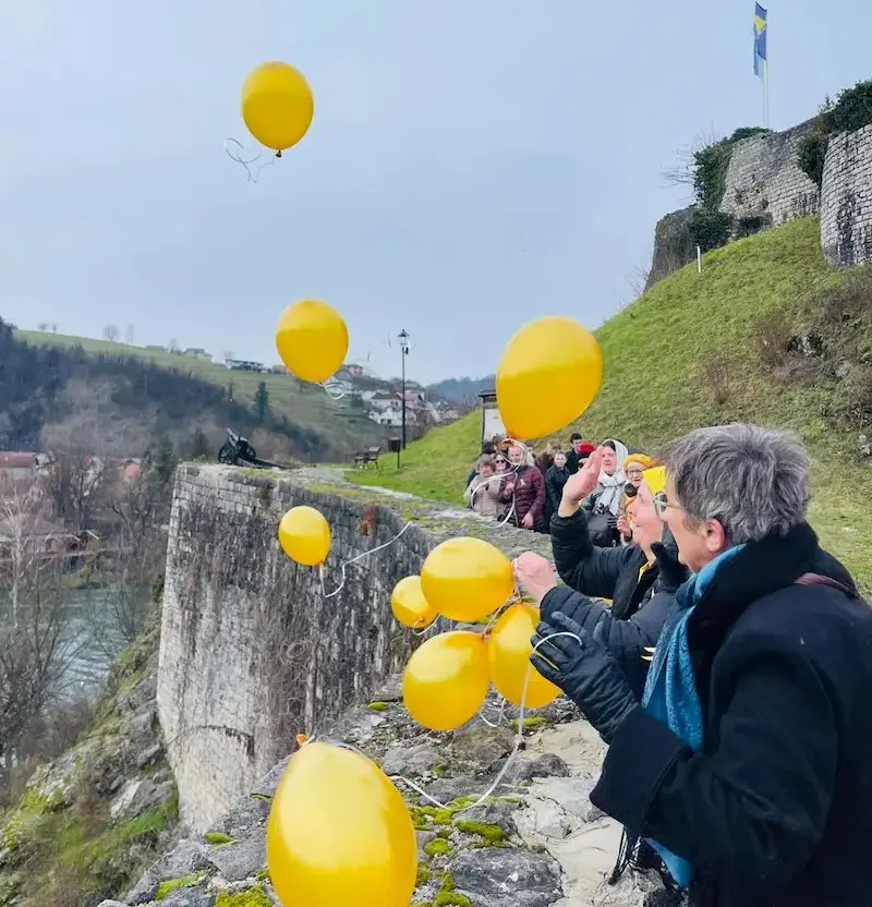 U BOSANSKOJ KRUPI OBILJEŽEN MEĐUNARODNI DAN DJECE OBOLJELE OD KARCINOMA U BOSANSKOJ KRUPI OBILJEŽEN MEĐUNARODNI DAN DJECE OBOLJELE OD KARCINOMA