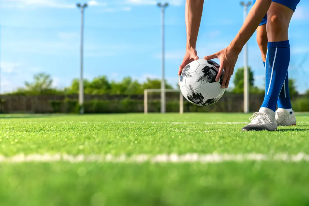 Željo upisao treću pobjedu za redom, Bratstvu derbi začelja, Sloga doživjela novi poraz U 14.kolu nogometne lige USK-a Željezničar iz Bosanske Krupe upisao je treću pobjedu u nizu.