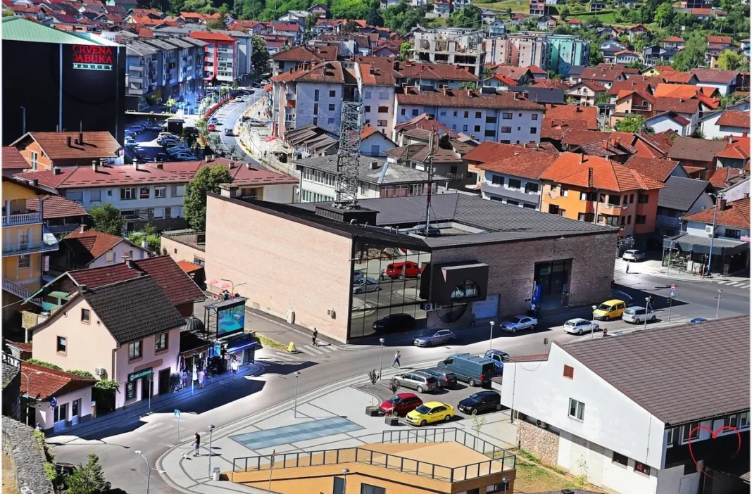 Servisne informacije od 02.10. do 05.10.2026. Hidrometeorološka mjerenja u Bosanskoj Krupi jutros u 07:00 sati: temperatura zraka 5°C, vlažnost 83%, vodostaj Une 5 cm (NV).
